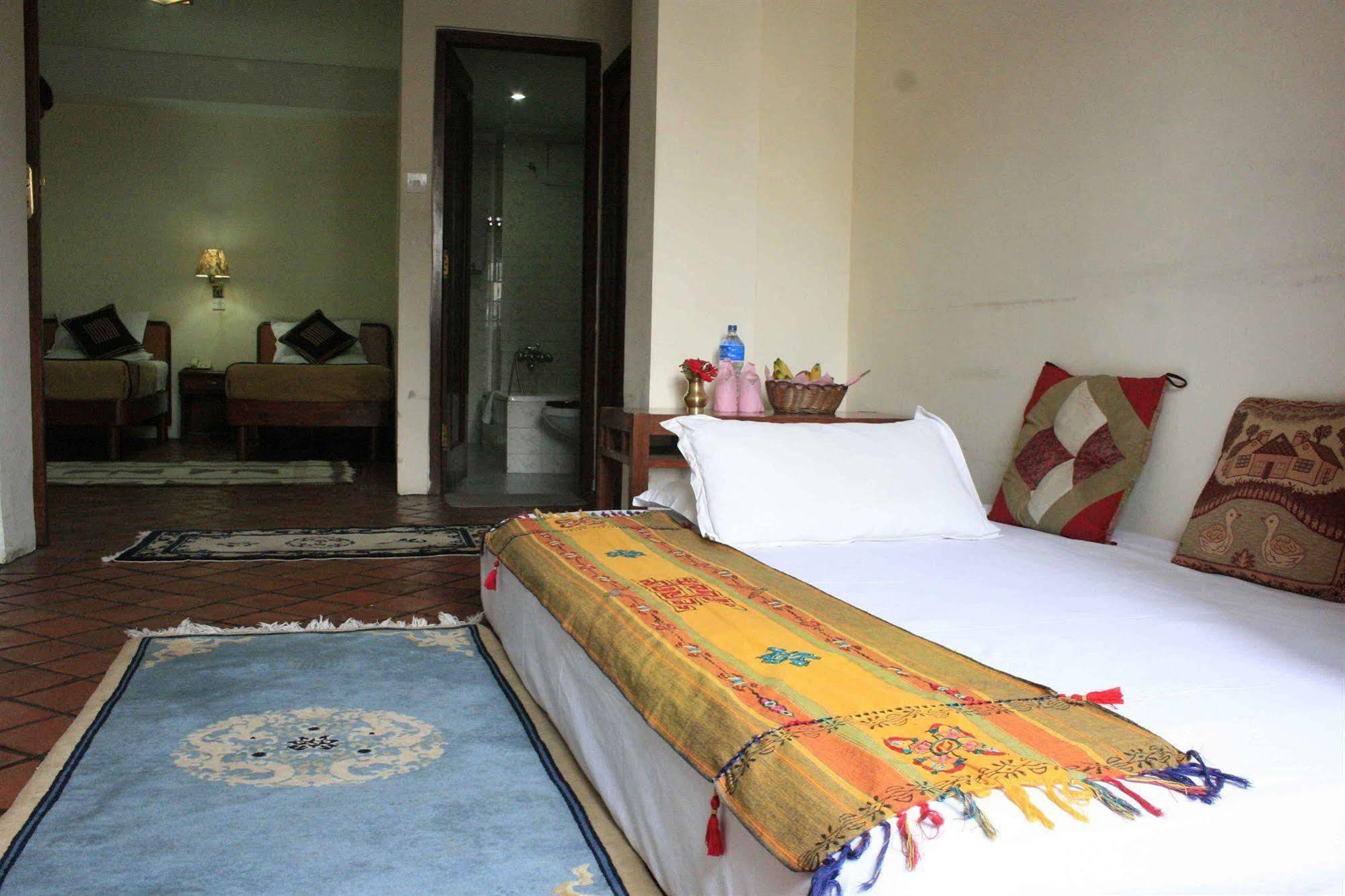 Heritage Home Hotel And Guest House Kathmandu Bagian luar foto