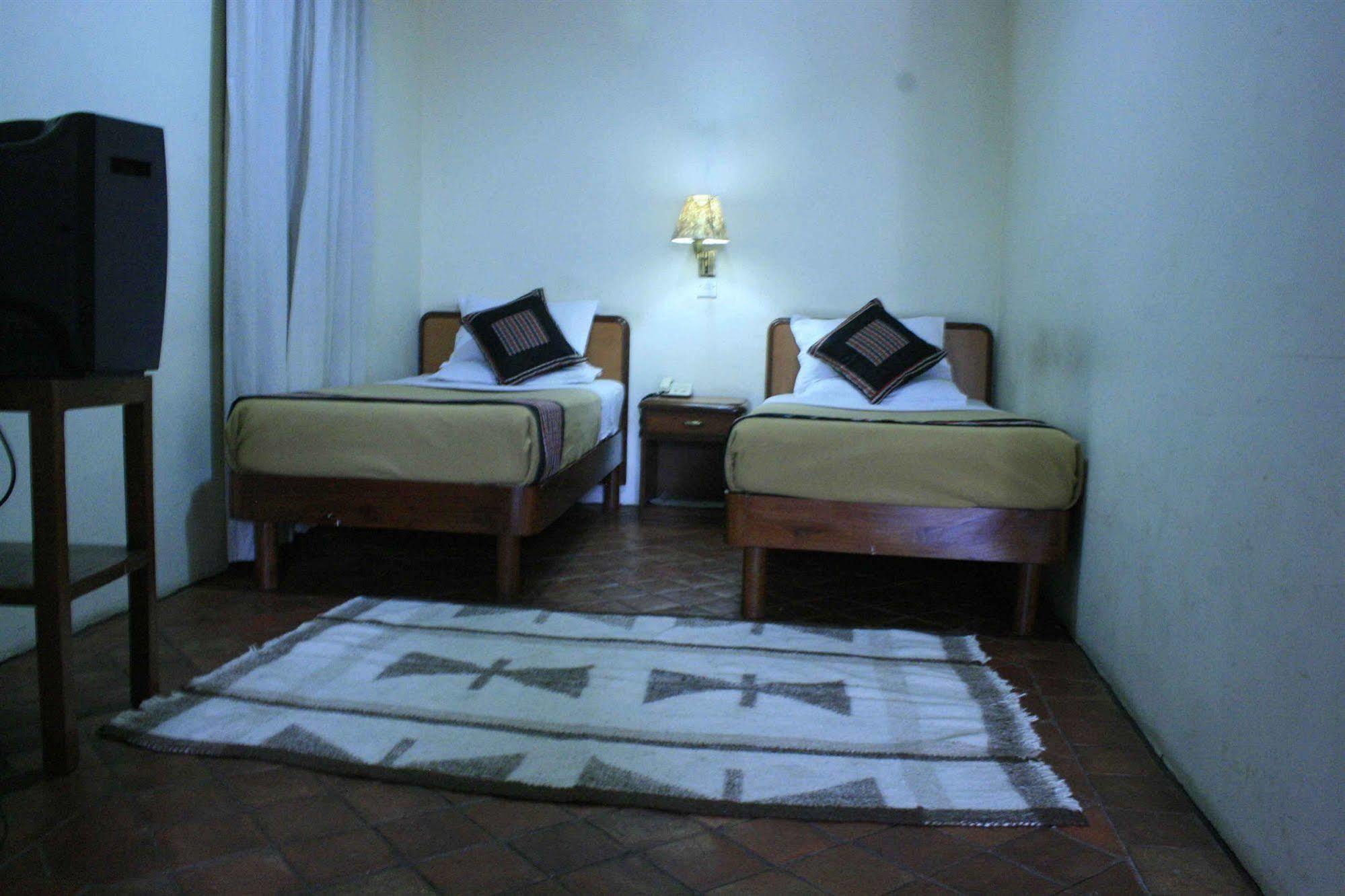 Heritage Home Hotel And Guest House Kathmandu Bagian luar foto